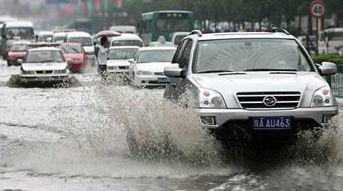 臺風“海葵”來襲 如何防止車輛泡水 臺風“海葵”來襲 如何防止車輛泡水