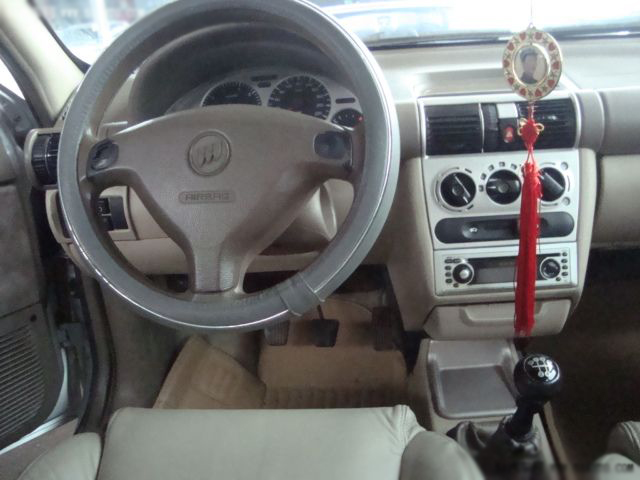 上海通用別克 賽歐 1.6L 手動 SC 上海通用別克 賽歐 1.6L 手動 SC