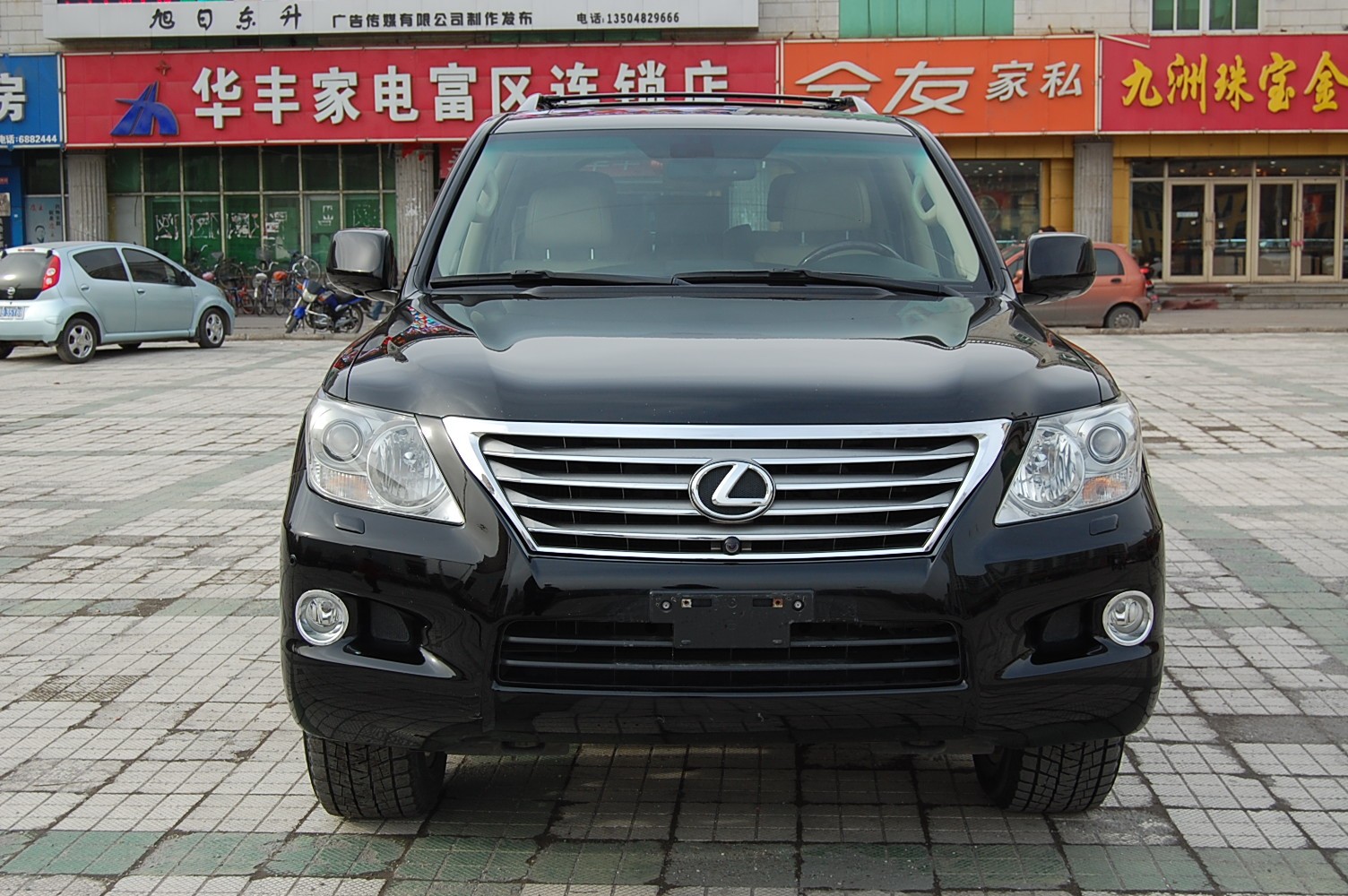 2011美版雷克薩斯LX570 2011美版雷克薩斯LX570