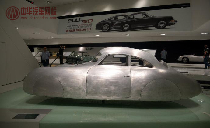 中華汽車網校帶您保時捷911五十周年展覽