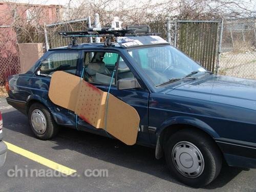 車門壞了用超大創口貼
