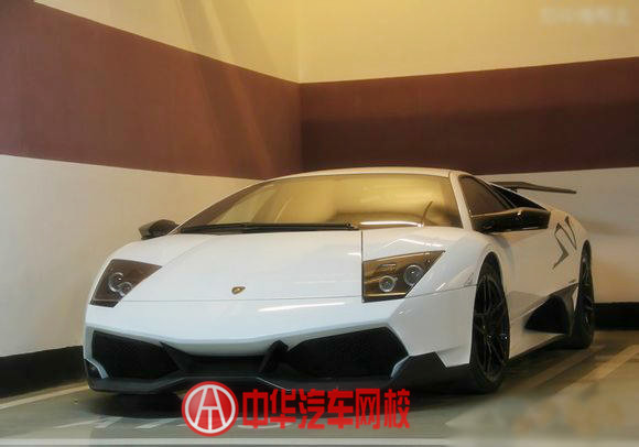 堪比國際車展的豪車車庫@ahlsjy.cn