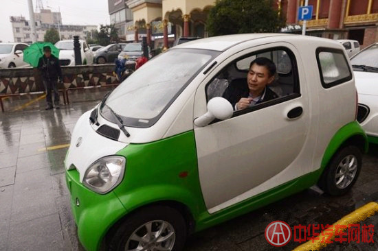 上海電動車分時租賃 “微公交”走遍大街小巷@ahlsjy.cn 上海電動車分時租賃 “微公交”走遍大街小巷@ahlsjy.cn