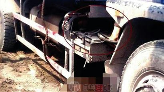 貨車翻斗故障,沒汽修資質釀成碾壓身亡慘禍@ahlsjy.cn 貨車翻斗故障,沒汽修資質釀成碾壓身亡慘禍@ahlsjy.cn