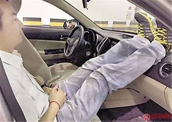 這些乘車坐姿真的會致命，你中招了幾個？@ahlsjy.cn