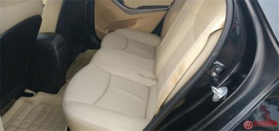 【鄭州】朗動 2012款 1.6L 自動領先型@ahlsjy.cn 【鄭州】朗動 2012款 1.6L 自動領先型@ahlsjy.cn