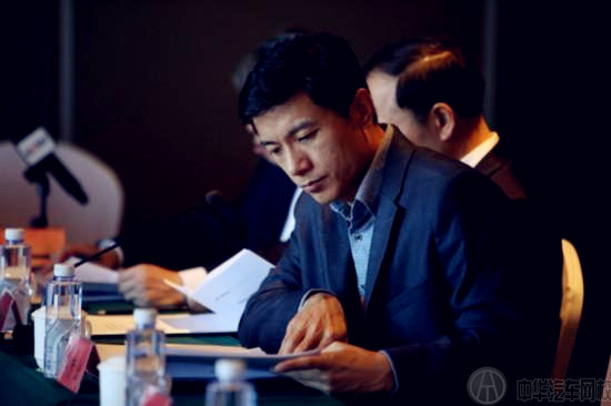 兩會話“汽車” 無人駕駛引矚目@ahlsjy.cn 兩會話“汽車” 無人駕駛引矚目@ahlsjy.cn