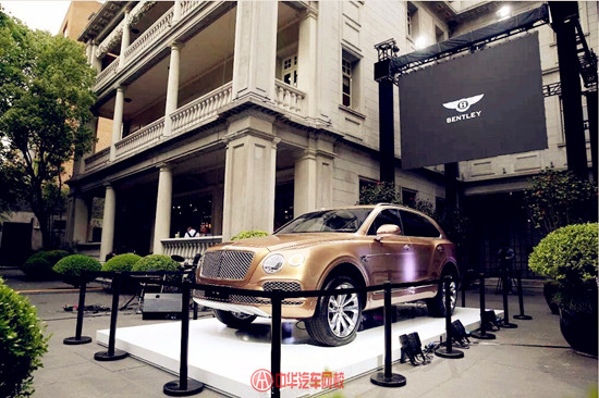 “裝逼神器”攜手陸毅:中國首臺賓利添越交車!@ahlsjy.cn “裝逼神器”攜手陸毅:中國首臺賓利添越交車!@ahlsjy.cn