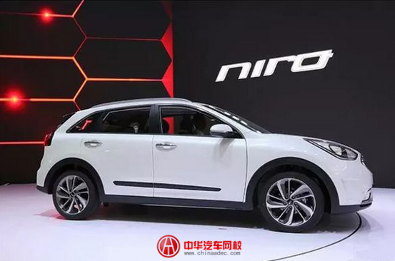 虛擬與現實碰撞,直擊2016年北京車展@中華汽車網校賀老師 虛擬與現實碰撞,直擊2016年北京車展@中華汽車網校賀老師