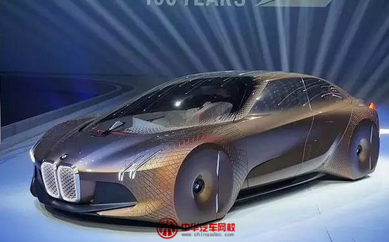 虛擬與現實碰撞,直擊2016年北京車展@中華汽車網校賀老師 虛擬與現實碰撞,直擊2016年北京車展@中華汽車網校賀老師