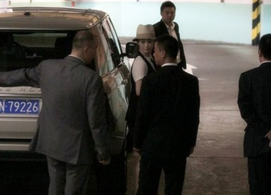 扒一扒:《歡樂頌》劇里劇外豪車大碰撞@ahlsjy.cn 扒一扒:《歡樂頌》劇里劇外豪車大碰撞@ahlsjy.cn