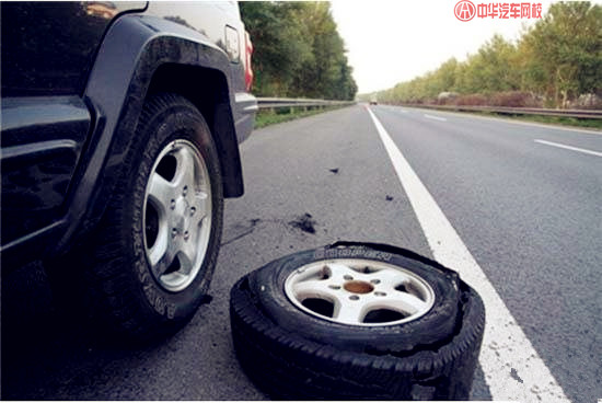 汽車也怕“中暑”,為你的愛車降點溫吧!@ahlsjy.cn 汽車也怕“中暑”,為你的愛車降點溫吧!@ahlsjy.cn