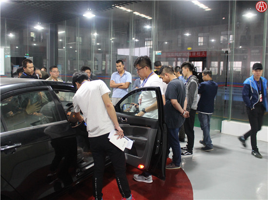 中華汽車網校5月培訓班實操課程直播室!@ahlsjy.cn 中華汽車網校5月培訓班實操課程直播室!@ahlsjy.cn
