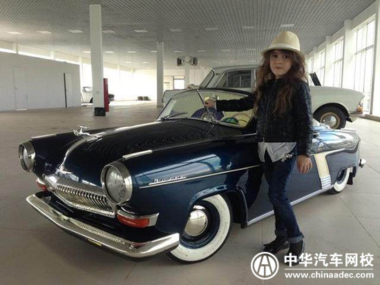 老外精心為女兒打造復古式敞篷跑車 人帥車更帥！@ahlsjy.cn