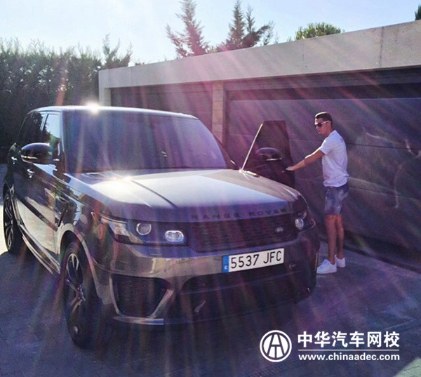 揭秘C羅座駕 千萬豪車天天換！！！@ahlsjy.cn