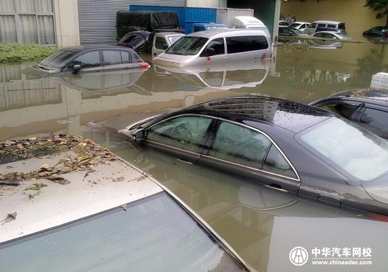 暴雨過后,如何辨別被洪水肆虐過的“泡水車”@ahlsjy.cn 暴雨過后,如何辨別被洪水肆虐過的“泡水車”@ahlsjy.cn