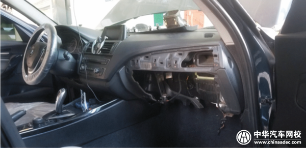 人人二手車網再陷丑聞,疑似內外勾結售賣事故車!@ahlsjy.cn 人人二手車網再陷丑聞,疑似內外勾結售賣事故車!@ahlsjy.cn