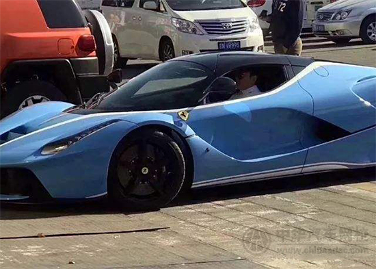 李小璐與賈乃亮的豪車到底有多少？座駕大揭秘！@ahlsjy.cn