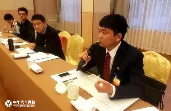 兩會委員：關注職業教育發展 重視高技能人才培育及儲備@ahlsjy.cn