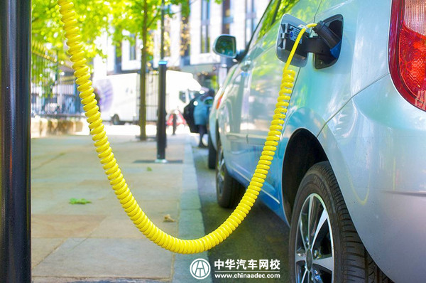 預測:2018年新能源汽車八大趨勢@ahlsjy.cn 預測:2018年新能源汽車八大趨勢@ahlsjy.cn