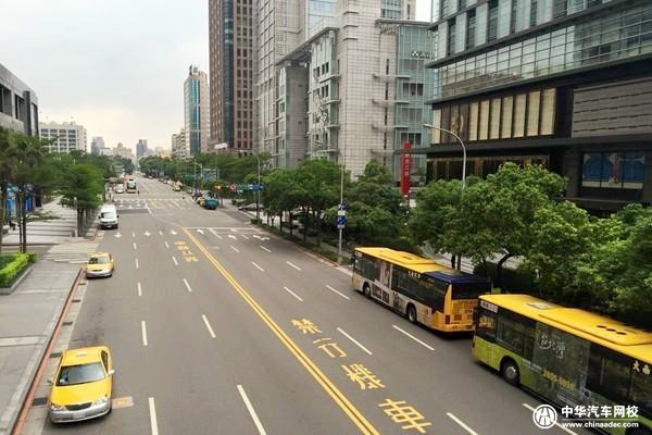 上海禁行:12月1日起超80分貝九座以下客車禁止道路行駛@ahlsjy.cn 上海禁行:12月1日起超80分貝九座以下客車禁止道路行駛@ahlsjy.cn