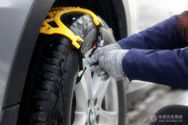 新手司機必看:汽車常備隨車工具匯總@ahlsjy.cn 新手司機必看:汽車常備隨車工具匯總@ahlsjy.cn