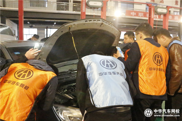 汽車修理工怎么考？@ahlsjy.cn