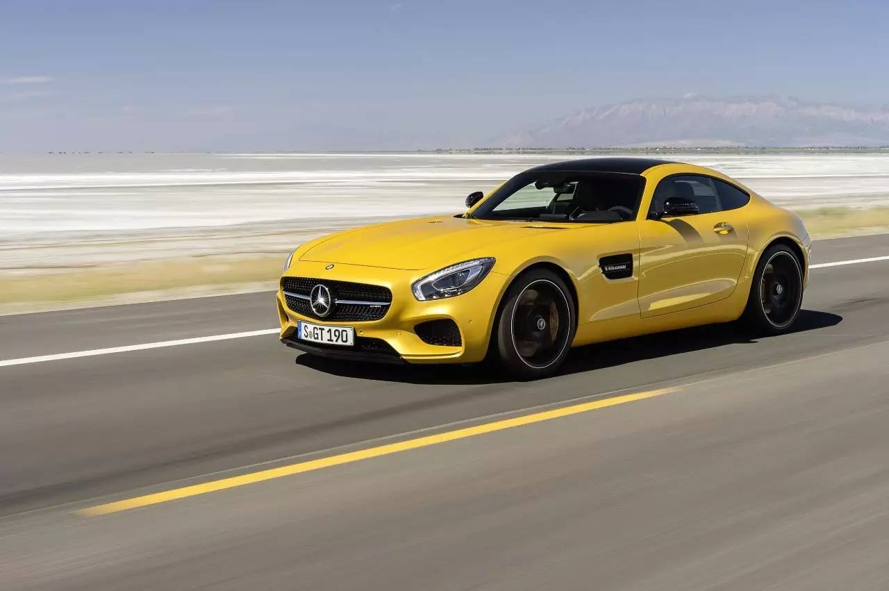 【高清汽車壁紙】奔馳AMG GT@中華汽車網校ahlsjy.cn