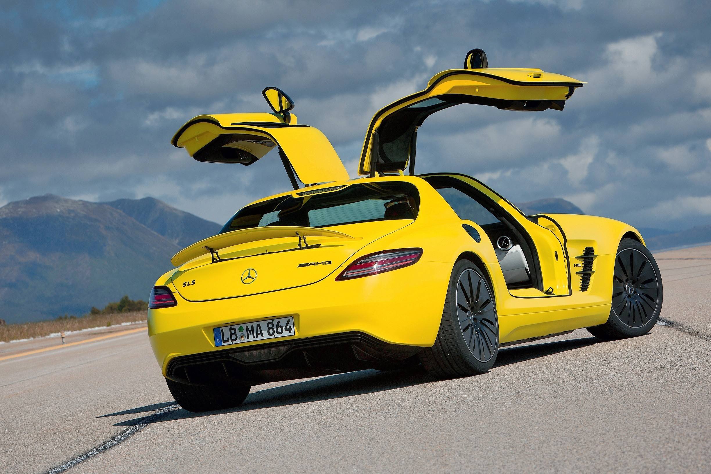 【高清汽車壁紙】奔馳SLS AMG E-CELL@中華汽車網校ahlsjy.cn