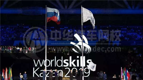 要開展大規模職業技能培訓——習近平對我國選手在世界技能大賽取得佳績作出重要指示@chinaadec 要開展大規模職業技能培訓——習近平對我國選手在世界技能大賽取得佳績作出重要指示@chinaadec