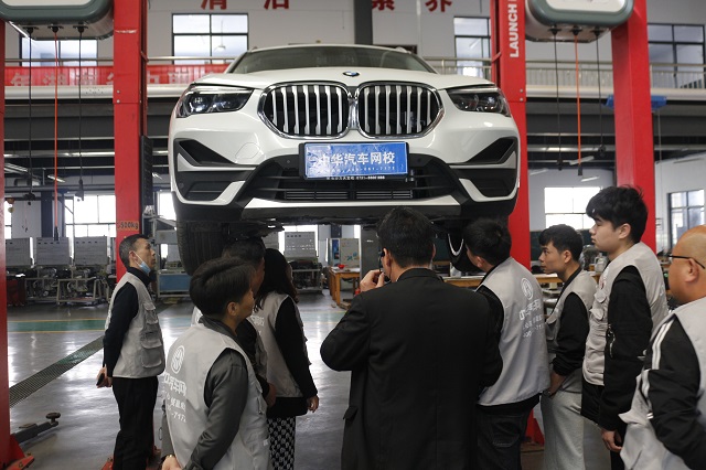 中華汽車網校第242期二手車評估師實訓第三天！水泡車鑒定教學@ahlsjy.cn
